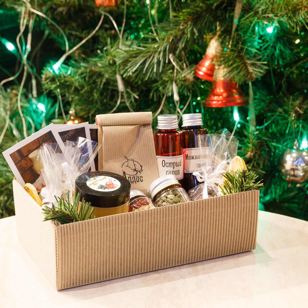 Фотосъёмка новогодних подарков для кафе Addis. Профессиональный фотограф в Санкт-Петербурге. Сергей Пушкин