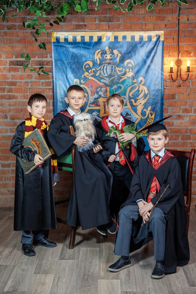 Гарри Поттер. Выпускные альбомы в школе и детском саду