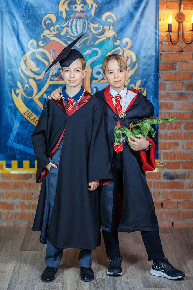 Гарри Поттер. Выпускные альбомы в школе и детском саду