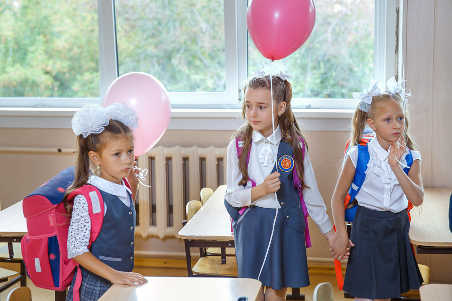 1 сентября. Выпускные альбомы в школе и детском саду
