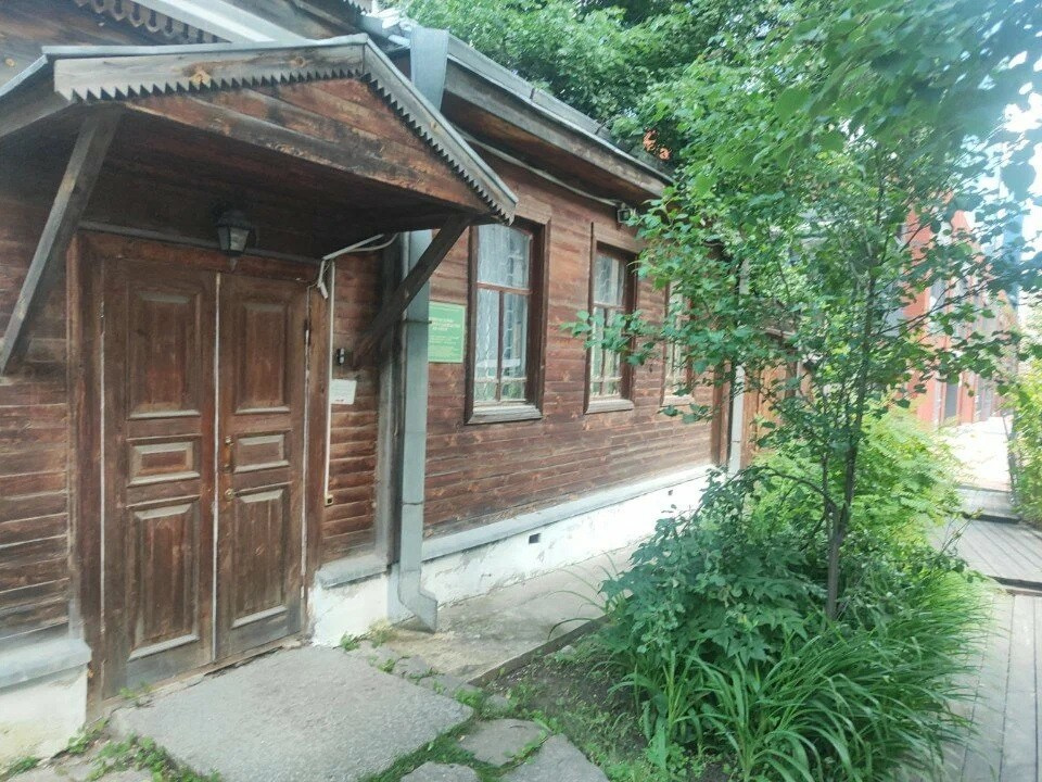 Сад Казанцева ул. Октябрьской Революции, 40, Екатеринбург. Фотограф для маркетплейсов Михаил Бове
