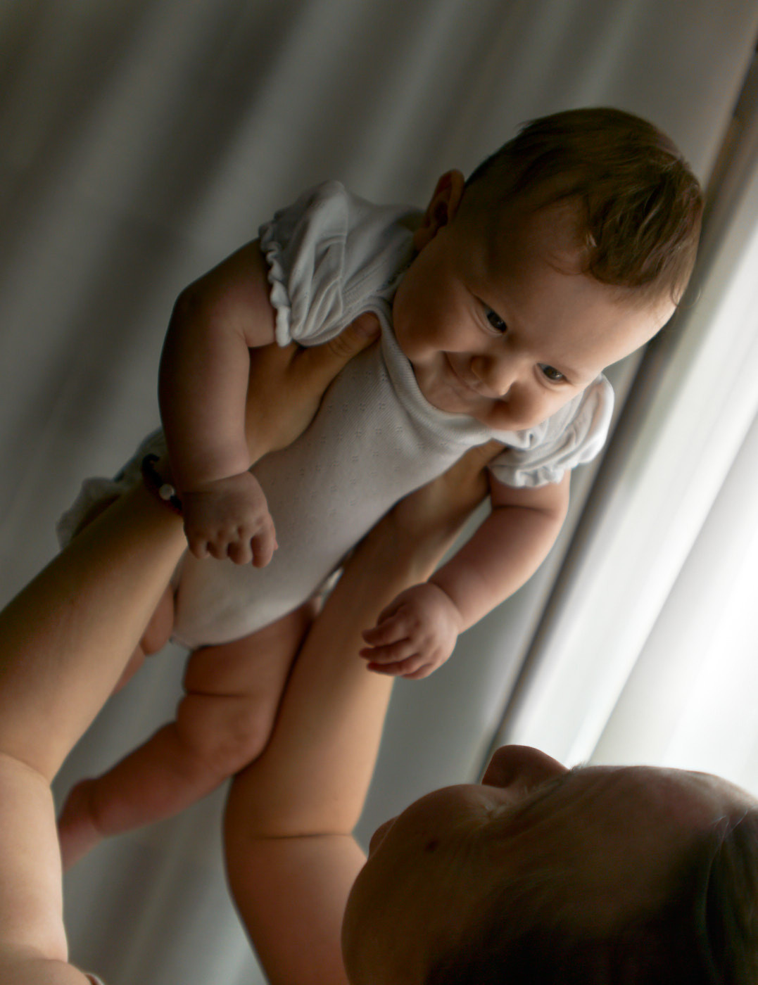 Домашняя семейная фотосессия