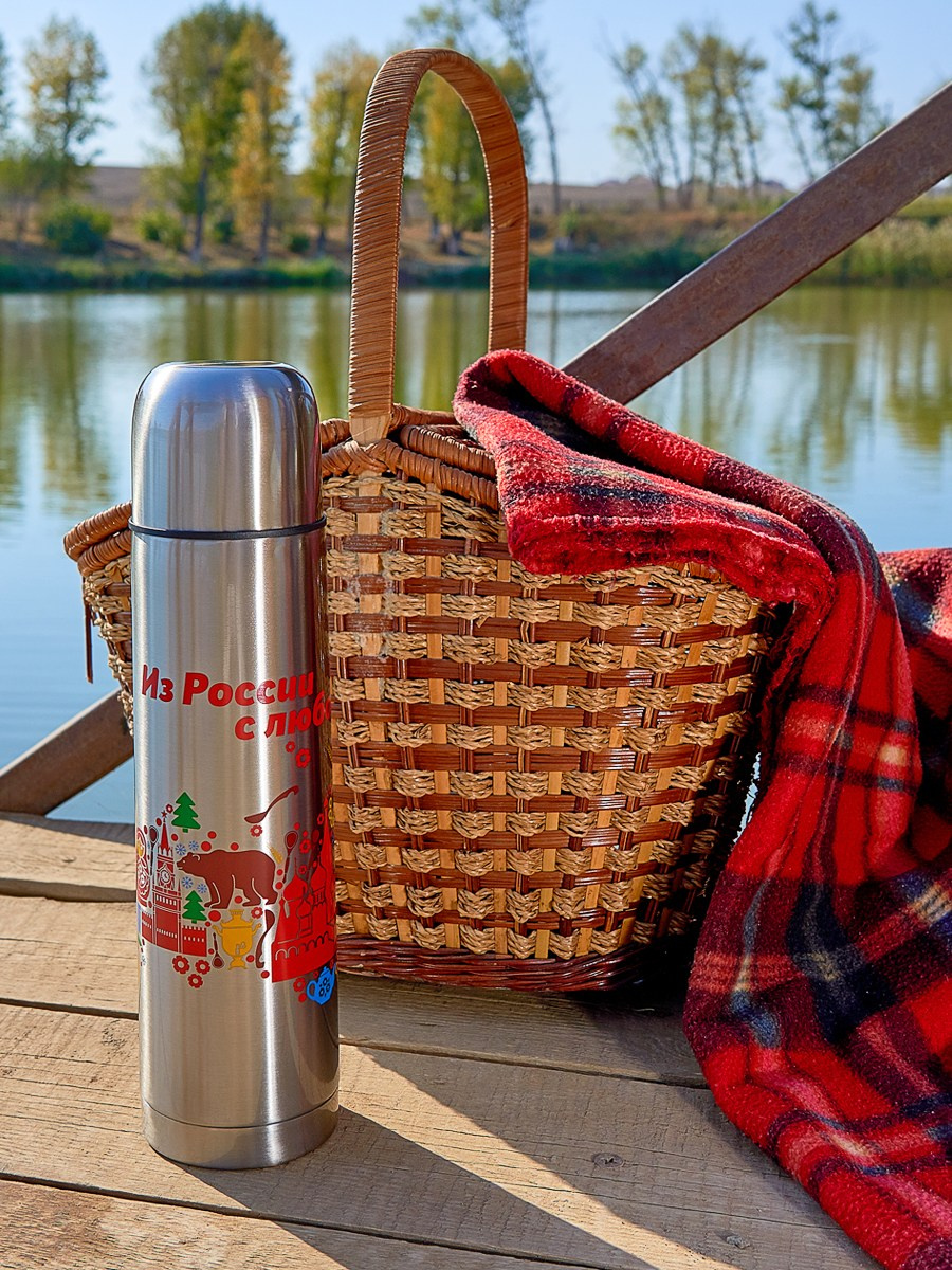 Для МАРКЕТПЛЕЙСОВ. Max Matvich and Victoria Basova are professionals in their field