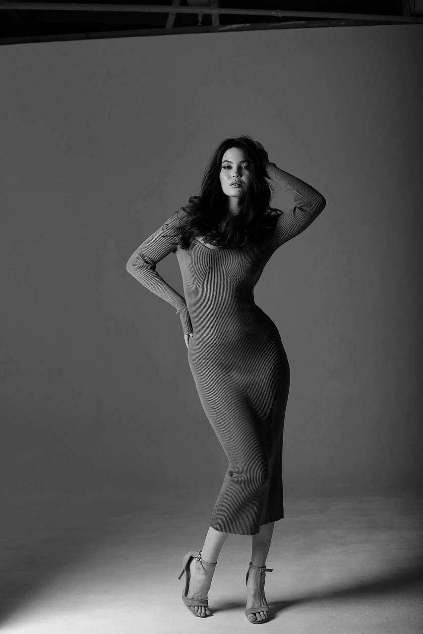 Модель для предметной съемки Аделина Б. Казань| Sale Easy