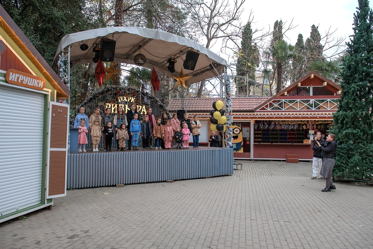 Парк Ривьера дефиле HAPPYkids. Семейный и коммерческий фотограф в Сочи Александр Бодунов