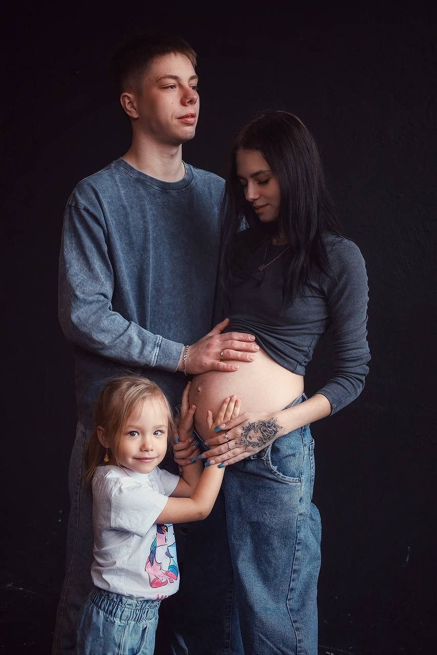 Family. V I KA P H O T O