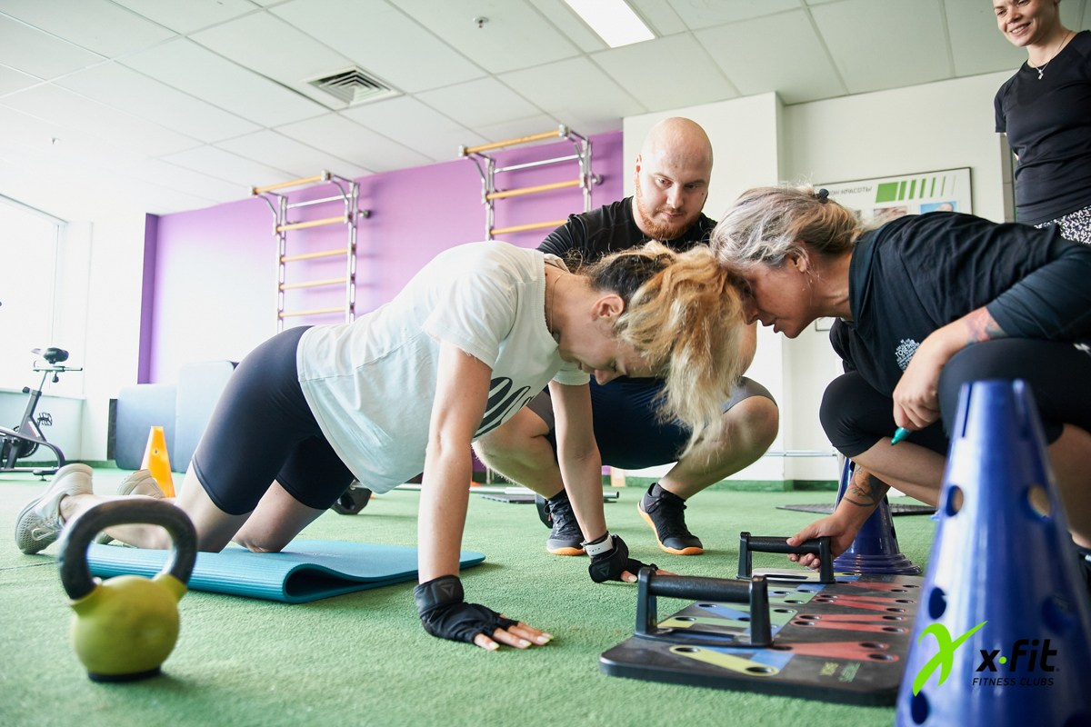 Репортаж: День Рождения X-Fit в Новосибирске. Репортажный и женский фотограф в Новосибирске