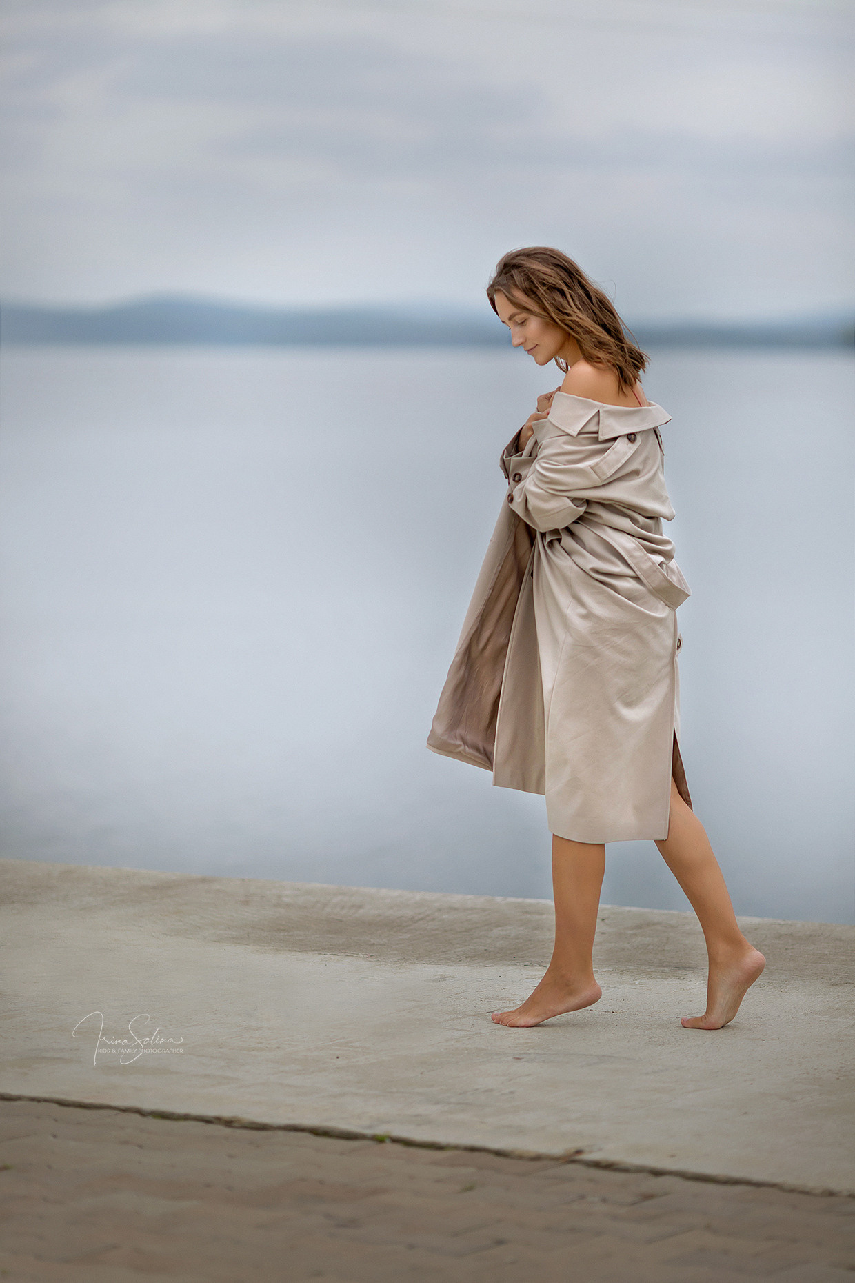 Индивидуальная фотосессия на набережной у Яхт клуба «Коматэк». Детский и семейный фотограф в Екатеринбурге