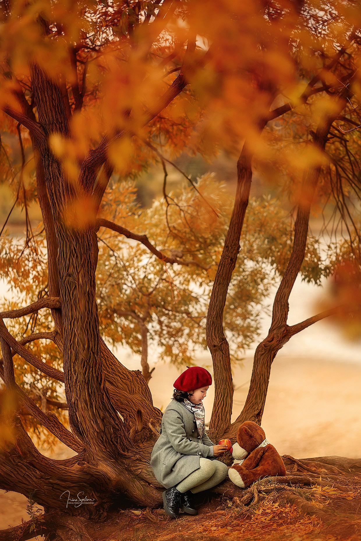 Дети на прогулке