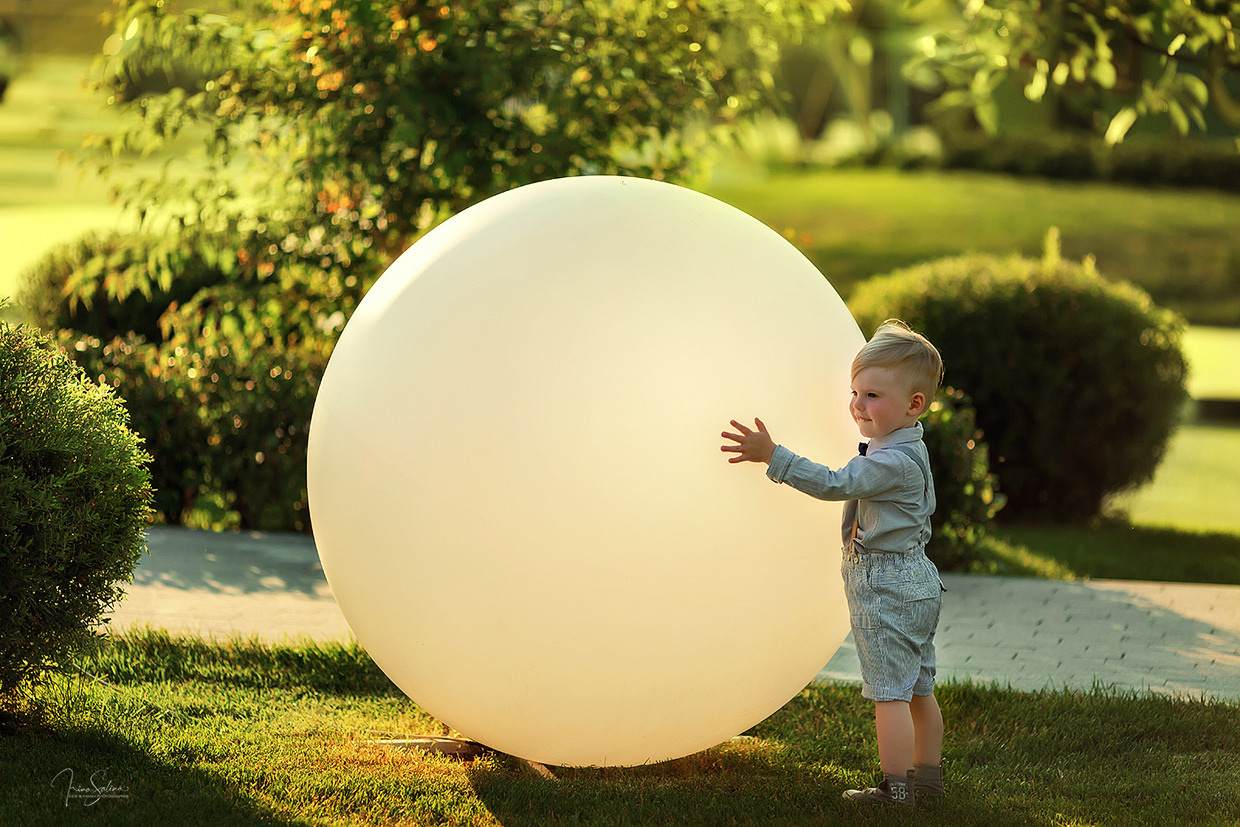Детская фотосессия возле ТЦ МЕГА. Детский и семейный фотограф в Екатеринбурге