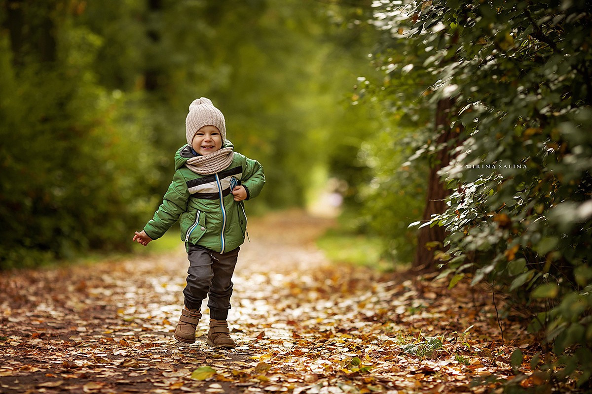 Дети на прогулке