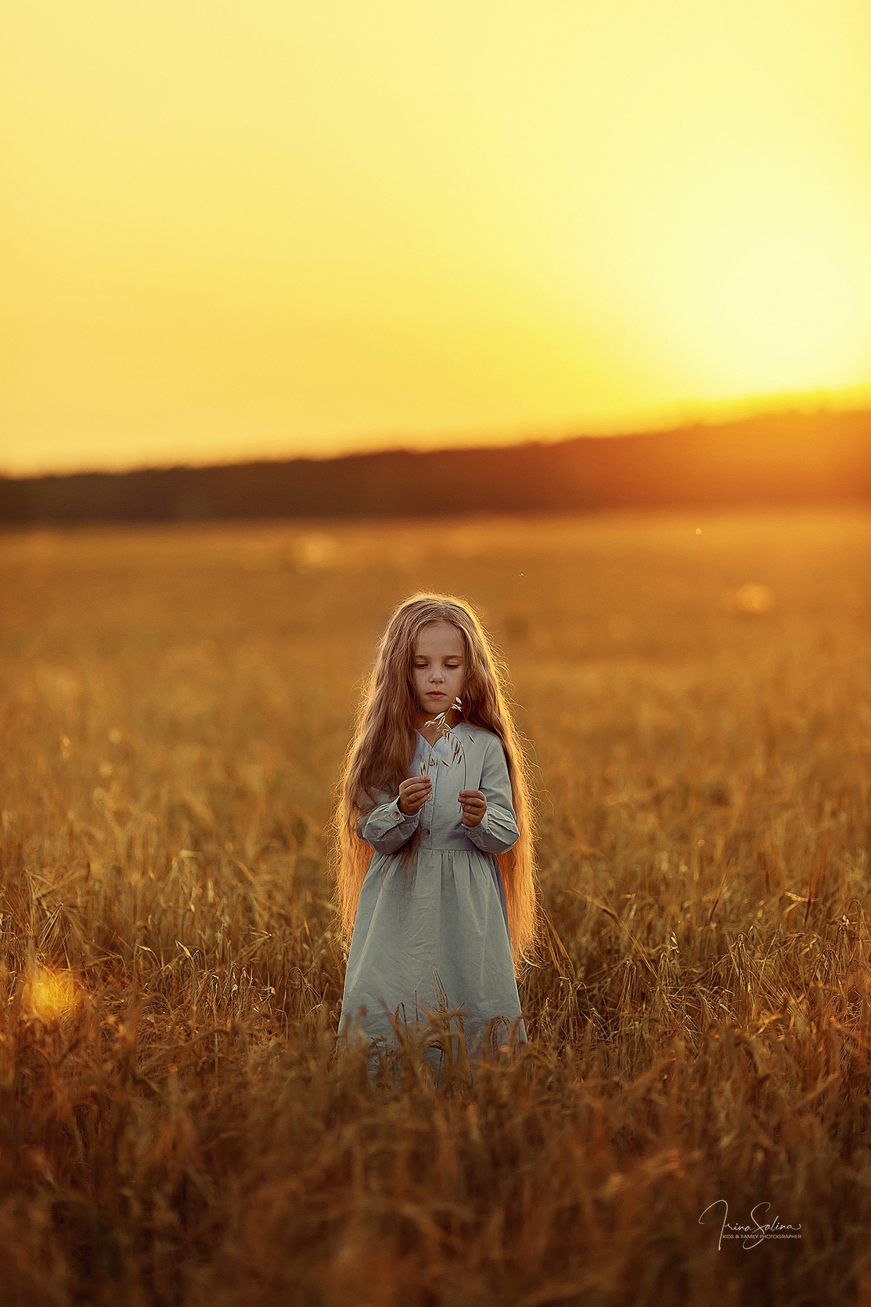 Дети на прогулке