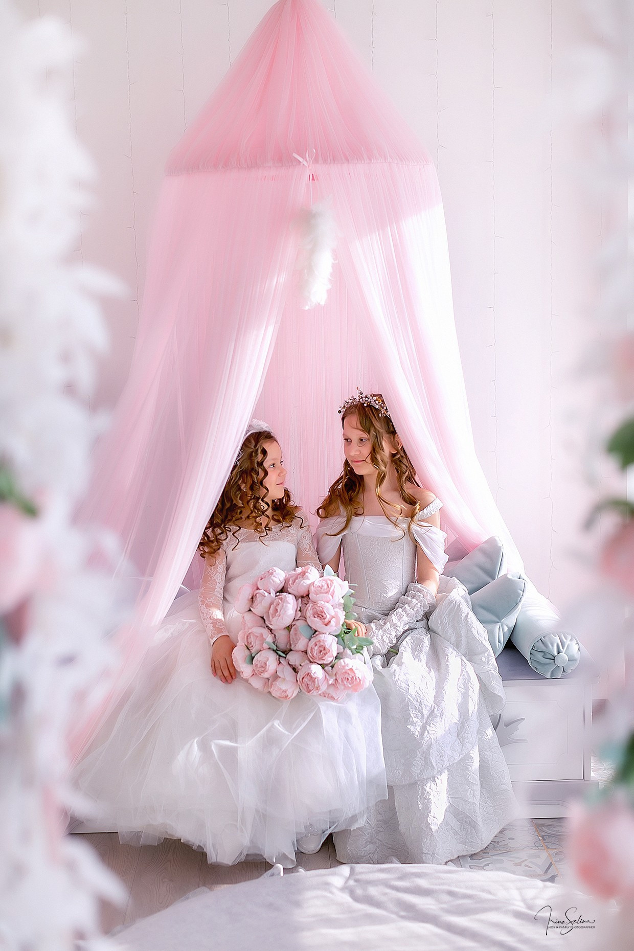 Дети в студии