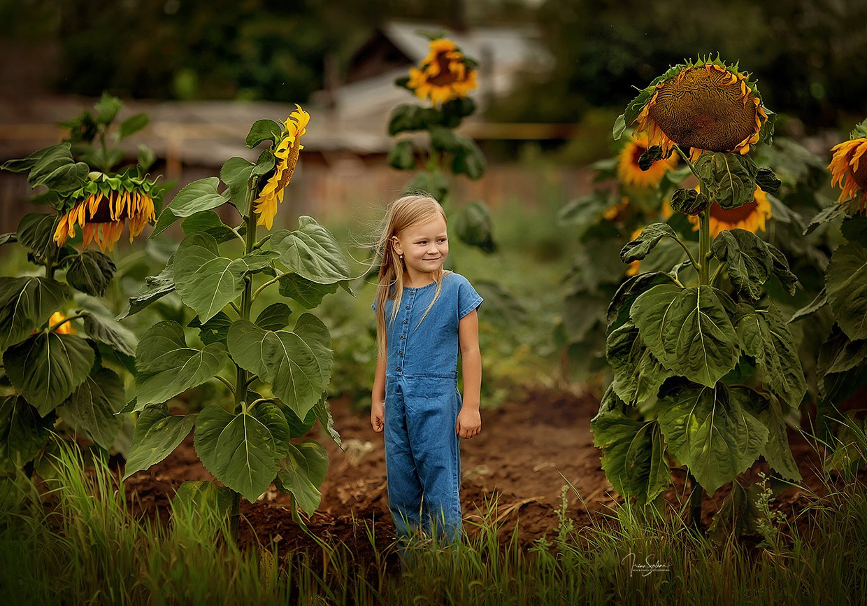 Дети на прогулке