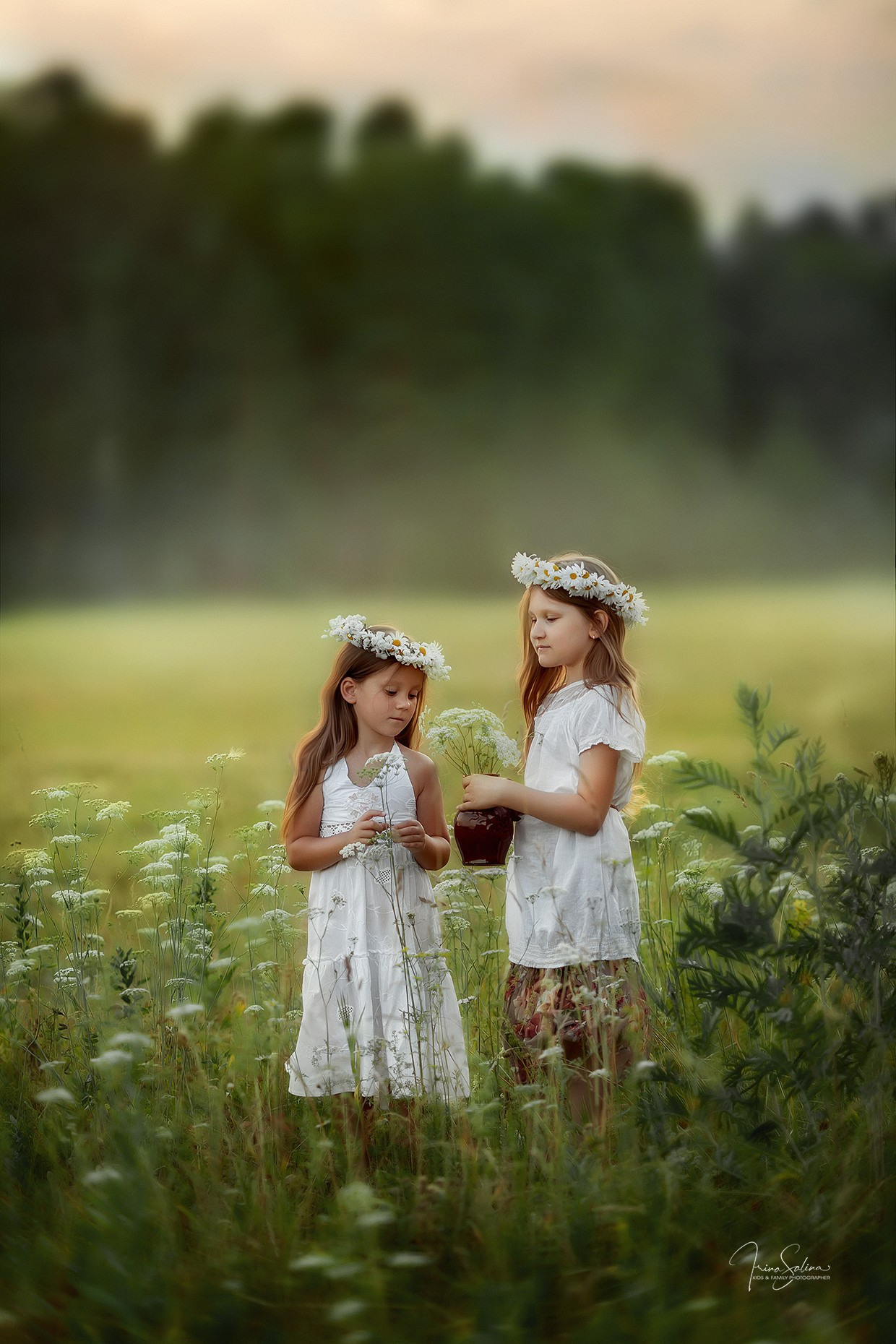 Дети на прогулке