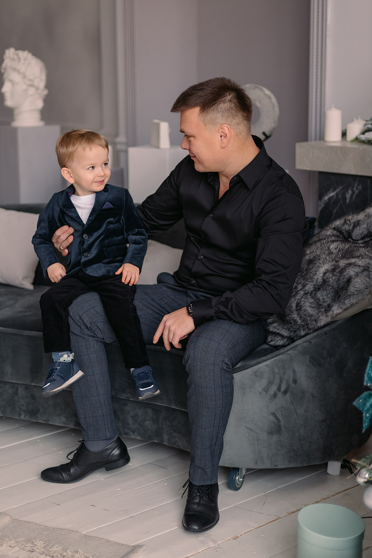 Семейная фотосессия в студии. Фотограф Юлия Кондратьева