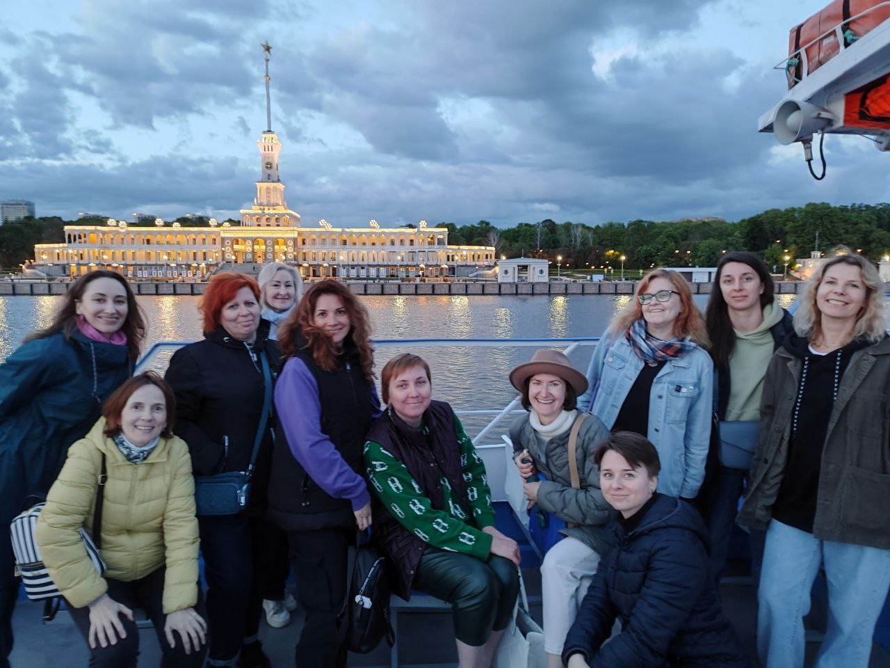 Татьяна Барлас  - аттестованный экскурсовод по Москве. П&П — Полезное с Приятным. Фотоэкскурсии — Москва на память. Экскурсовод и фотограф в Москве. Увези столицу в своём альбоме!