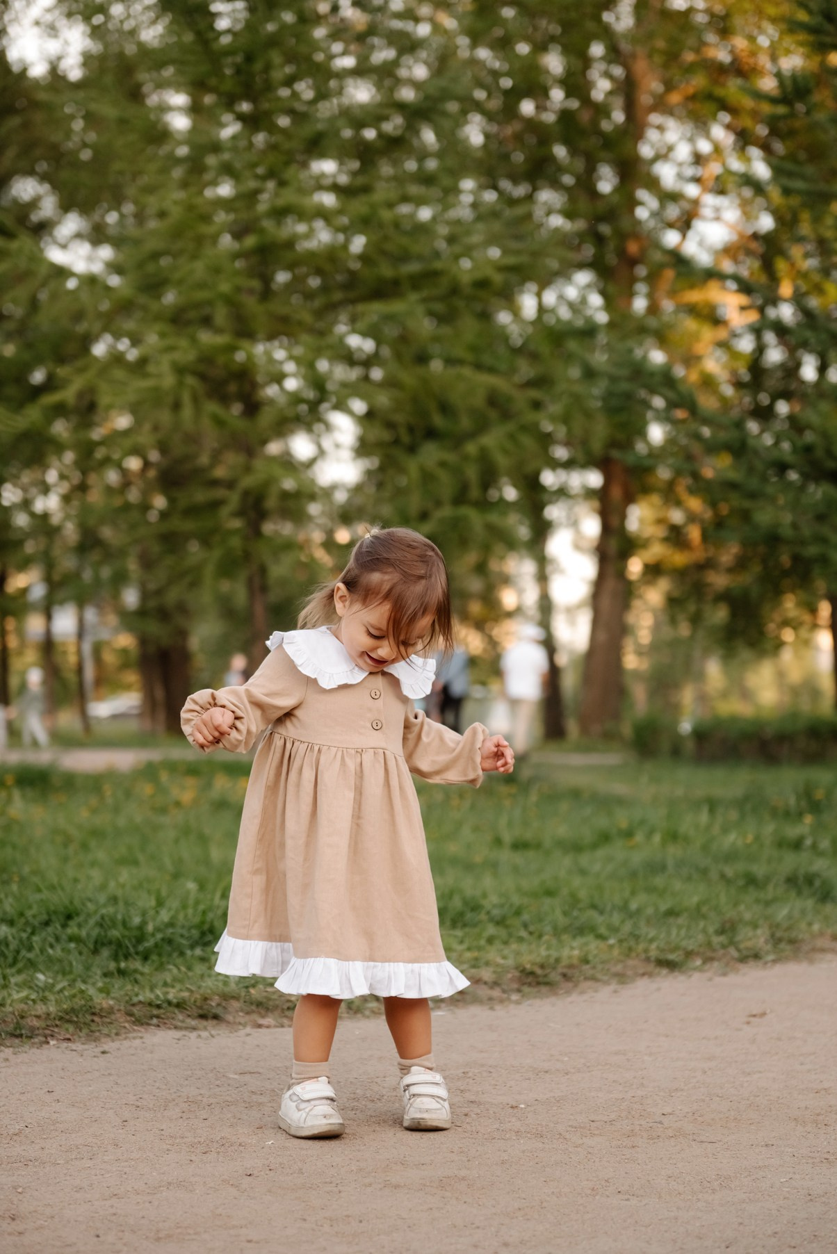 Фотосессия в яблонях. Свадебный и семейный фотограф в Санкт-Петербурге Елена Худякова