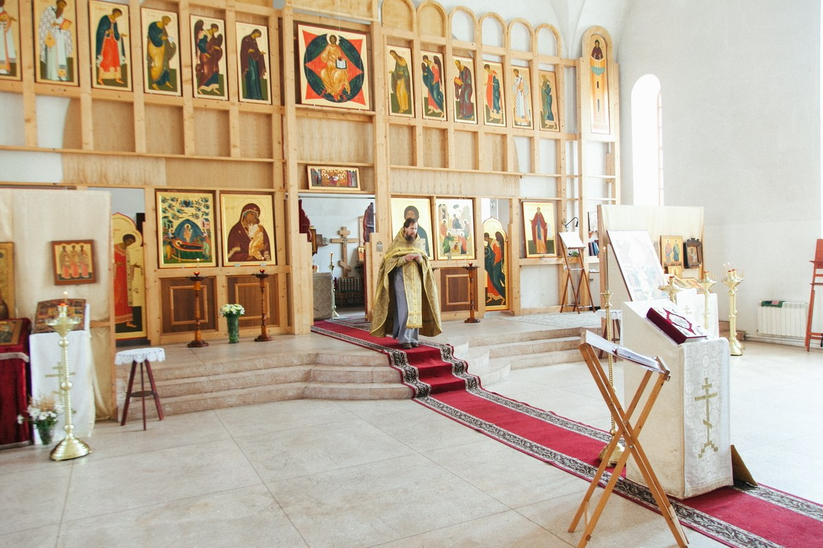 Венчание в Санкт Петербурге. Фотограф крещение венчание в Петербурге! Помогает подобрать храм и посоветовал душевного батюшку в СПб