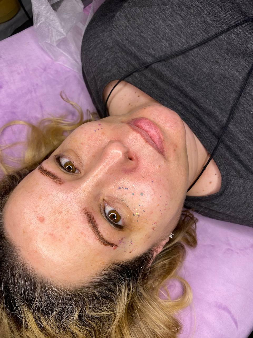 Онлайн обучение волосковой технике гиперреализм. Студия перманентного макияжа, косметологии и массажа SYMMETRY в Москве, м. Киевская