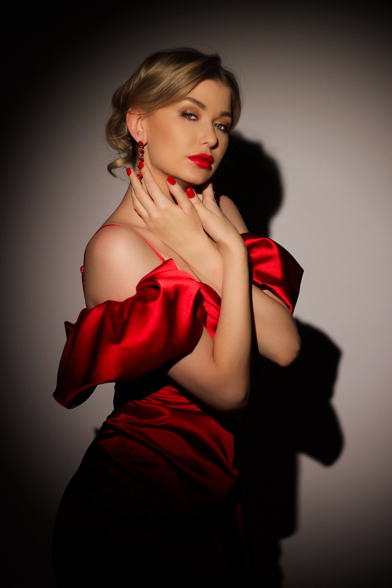 Съёмка с искусственным светом. Фотограф Иванова Елена в Иркутске