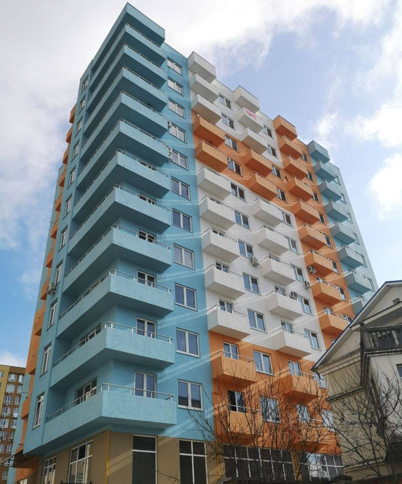 Шикарная квартира в центральном Сочи, рядом с морем!. Квартиры посуточно, длительно в Сочи, LARA APART GROUP