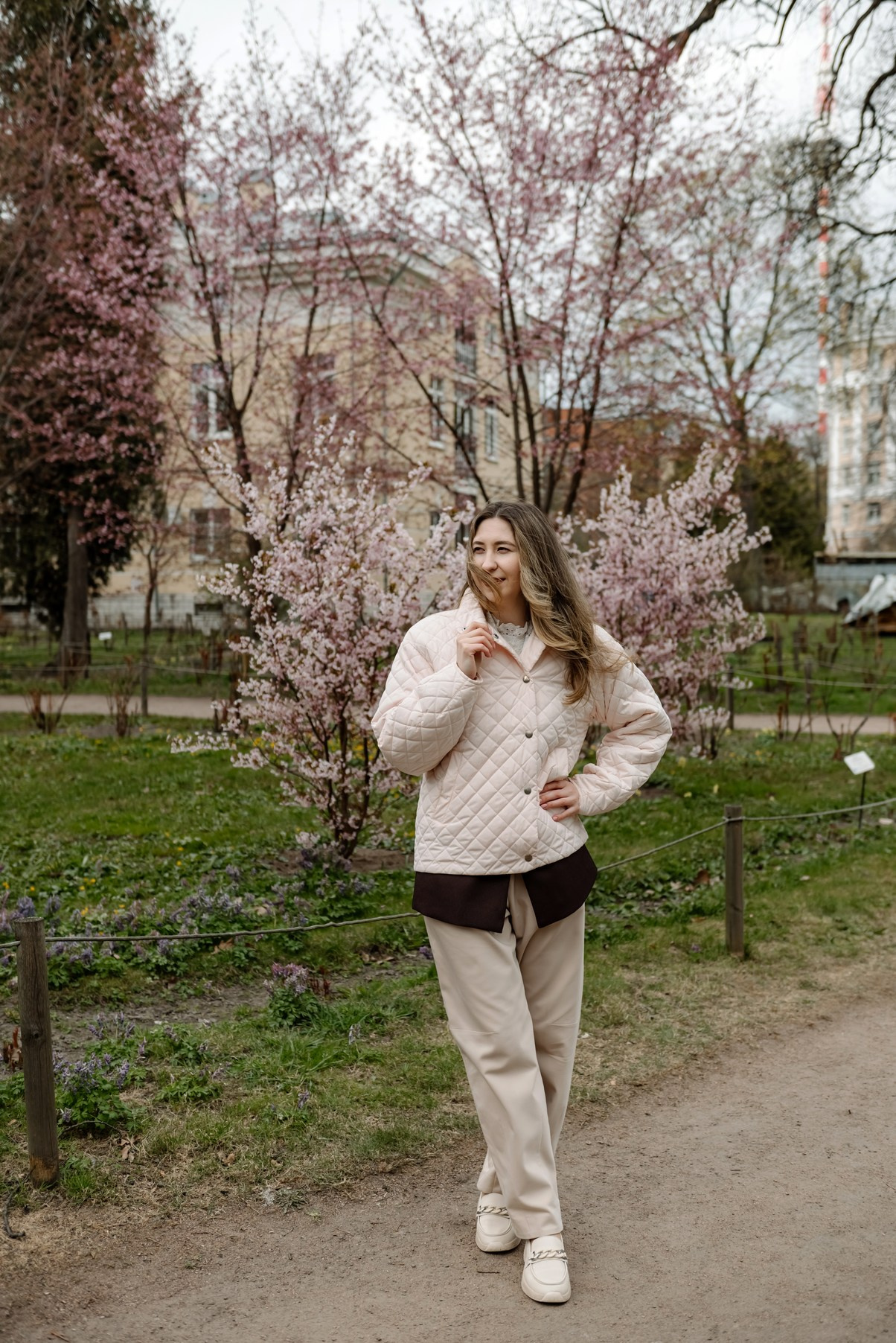 Марина с сакурой. Свадебный и семейный фотограф в Санкт-Петербурге Елена Худякова