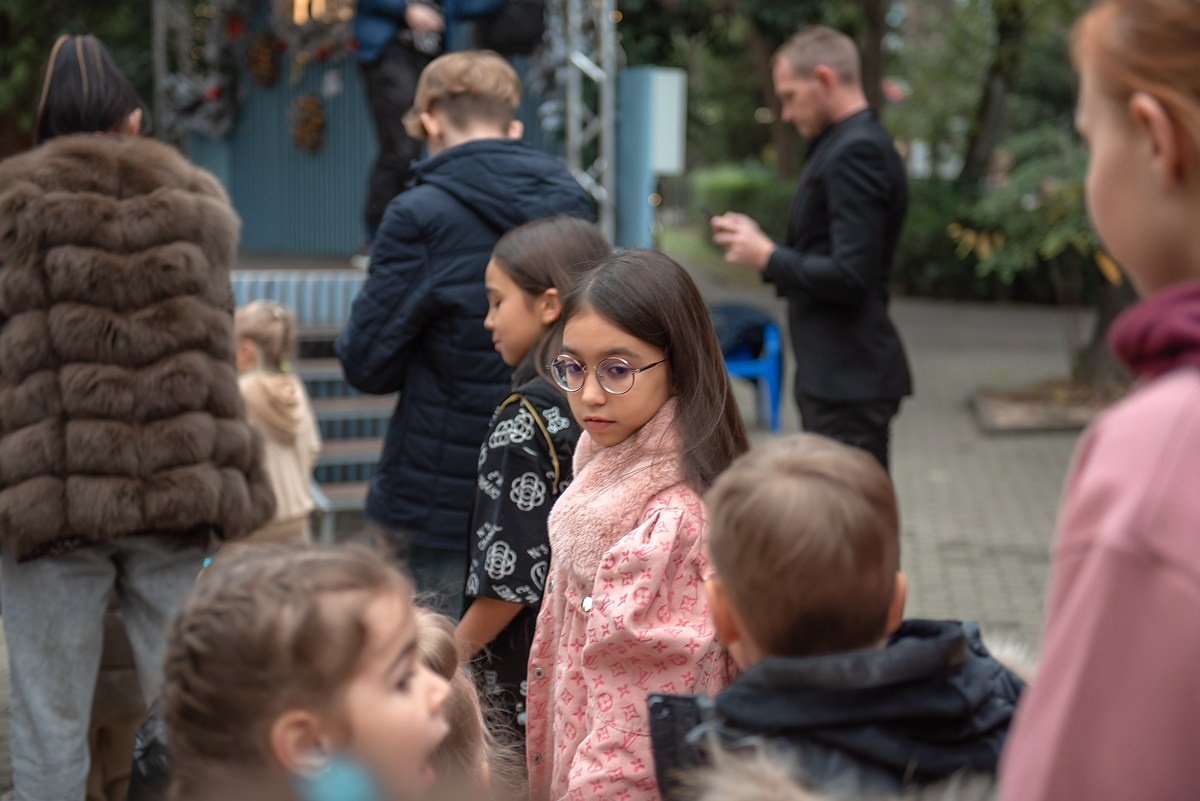 Парк Ривьера дефиле HAPPYkids. Семейный и коммерческий фотограф в Сочи Александр Бодунов