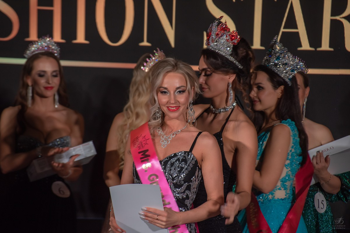 GrandFashionShow2024. Семейный и коммерческий фотограф в Сочи Александр Бодунов
