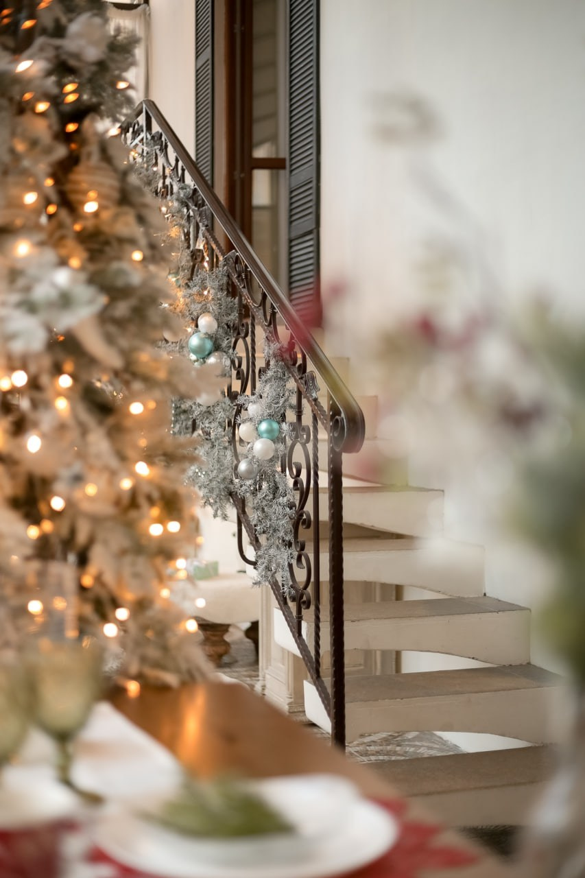 На этом фото представлен интерьер фотостудии Фататум, в зимнем саду.