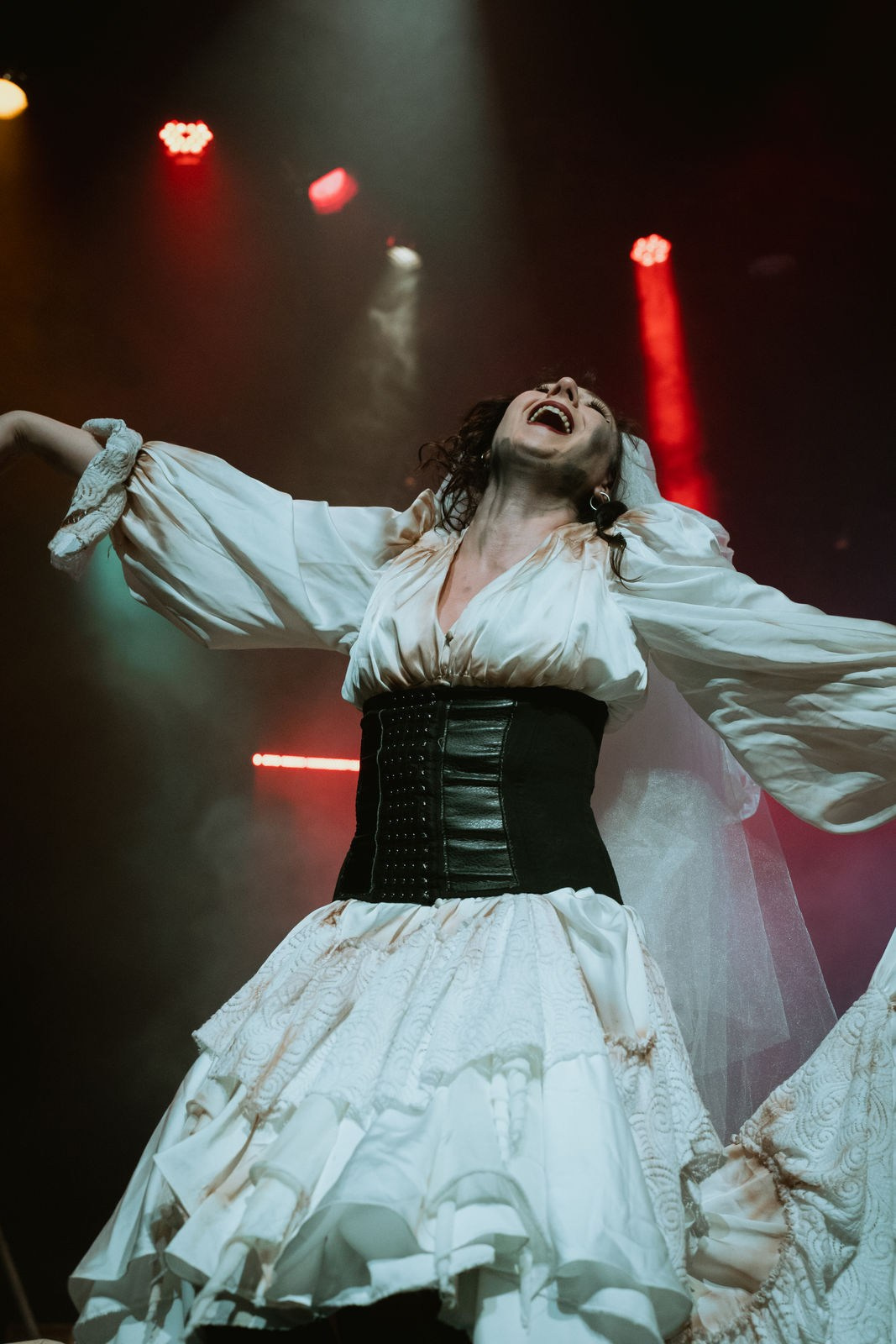 «Трехгрошовая опера». Режиссёр Даниил Филиппович