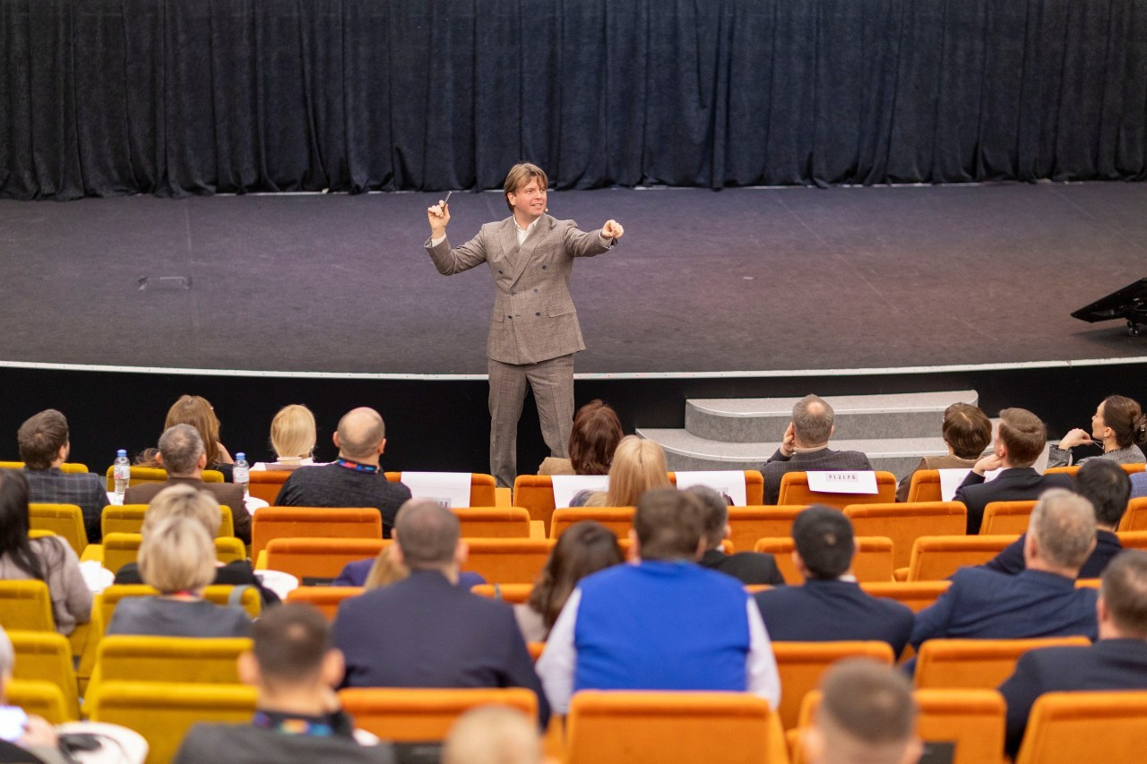 Отзывы. Репортажный фотограф корпоративных мероприятий; Бизнес-конференций; спортивных соревнований; Фестивалей; Культурных событий