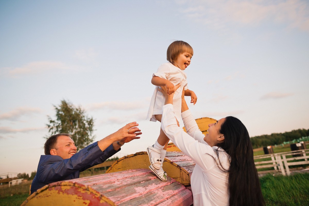 МАРИНА, ДИМА, АНЯ. Семейный фотограф новорождённых в Серпухове Юлия Новикова +79637785957