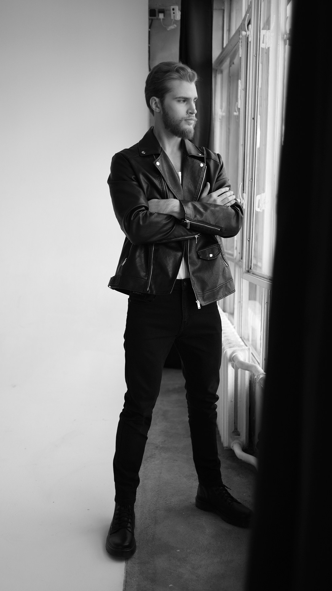 Иван. Монохромный фотограф