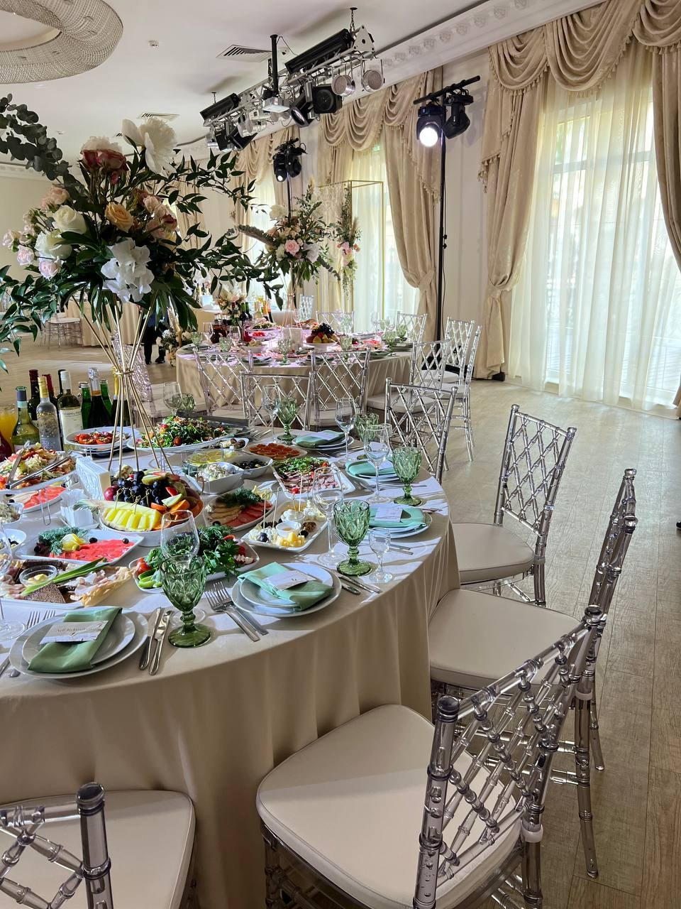 Фото. Банкетный комплекс и свадебное агенство "Александр Грин"