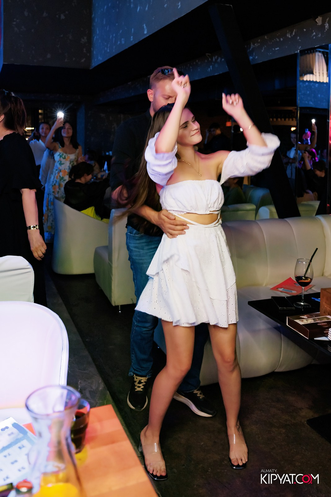 МУЗЫКАЛЬНОЕ ЛОТО В HIT RETRO. КИПЯТКОМ АЛМАТЫ!