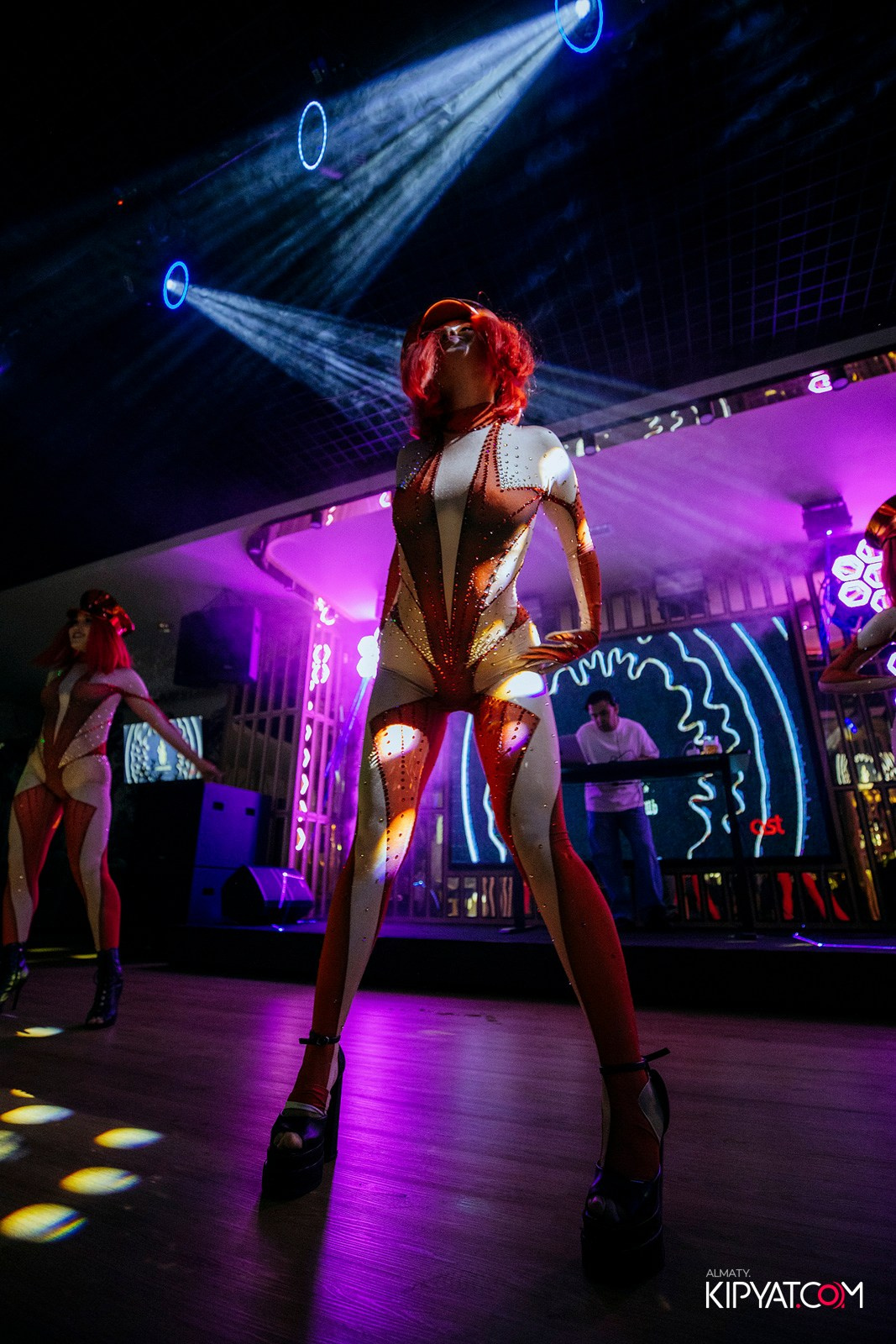 УХО И МЕДВЕДЬ НА КУРМАНАГАЗЫ. КИПЯТКОМ АЛМАТЫ! Фотосъемка мероприятий в Алматы