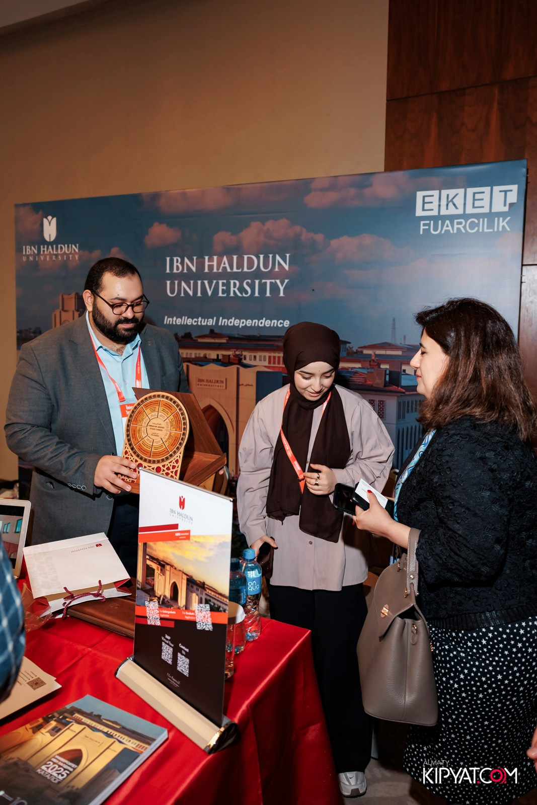 ВЫСТАВКА ТУРЕЦКИХ УНИВЕРСИТЕТОВ. КИПЯТКОМ АЛМАТЫ! Фотосъемка мероприятий в Алматы
