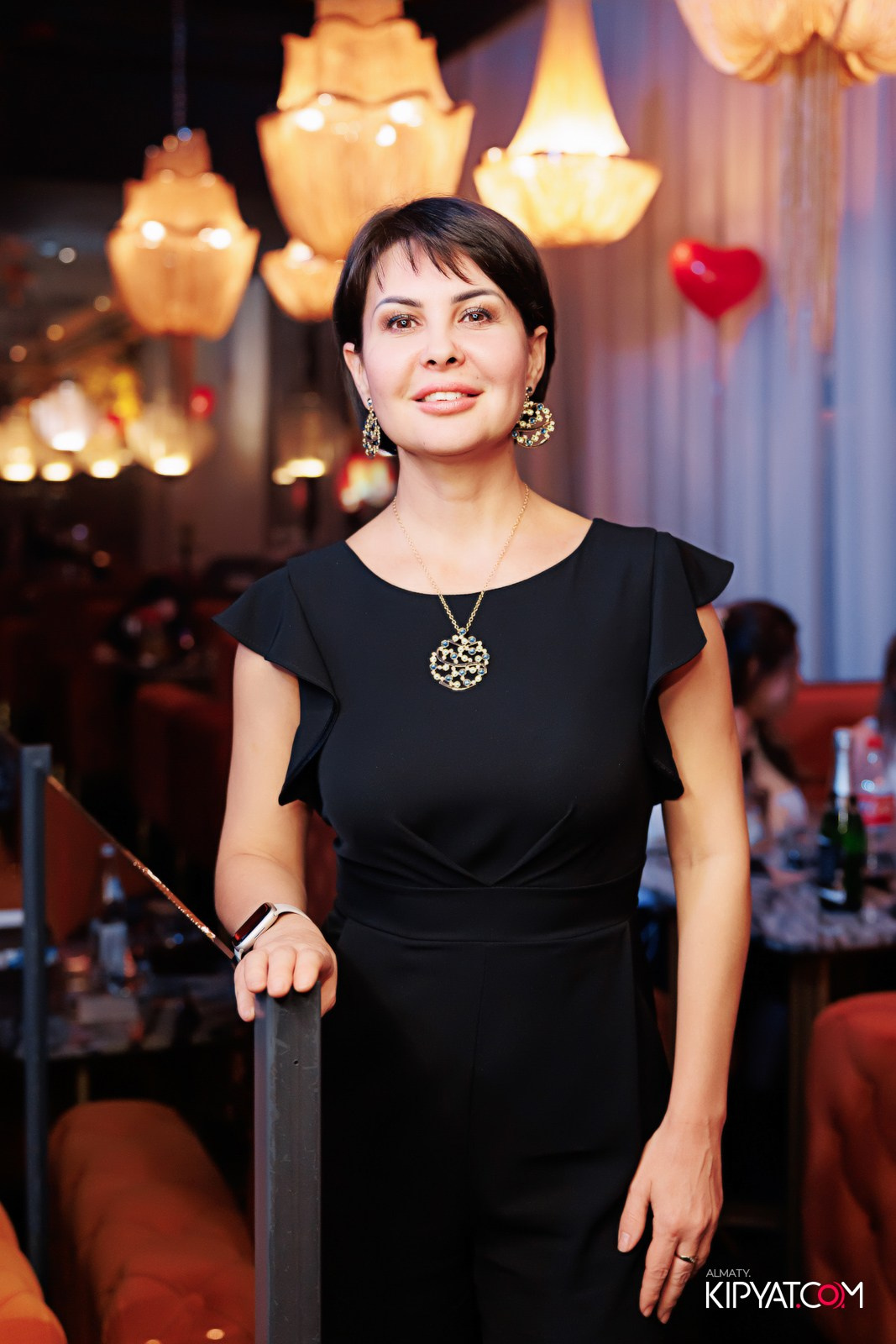 БАР ПАНАЕХАЛИ НА ДОСТЫК. КИПЯТКОМ АЛМАТЫ!