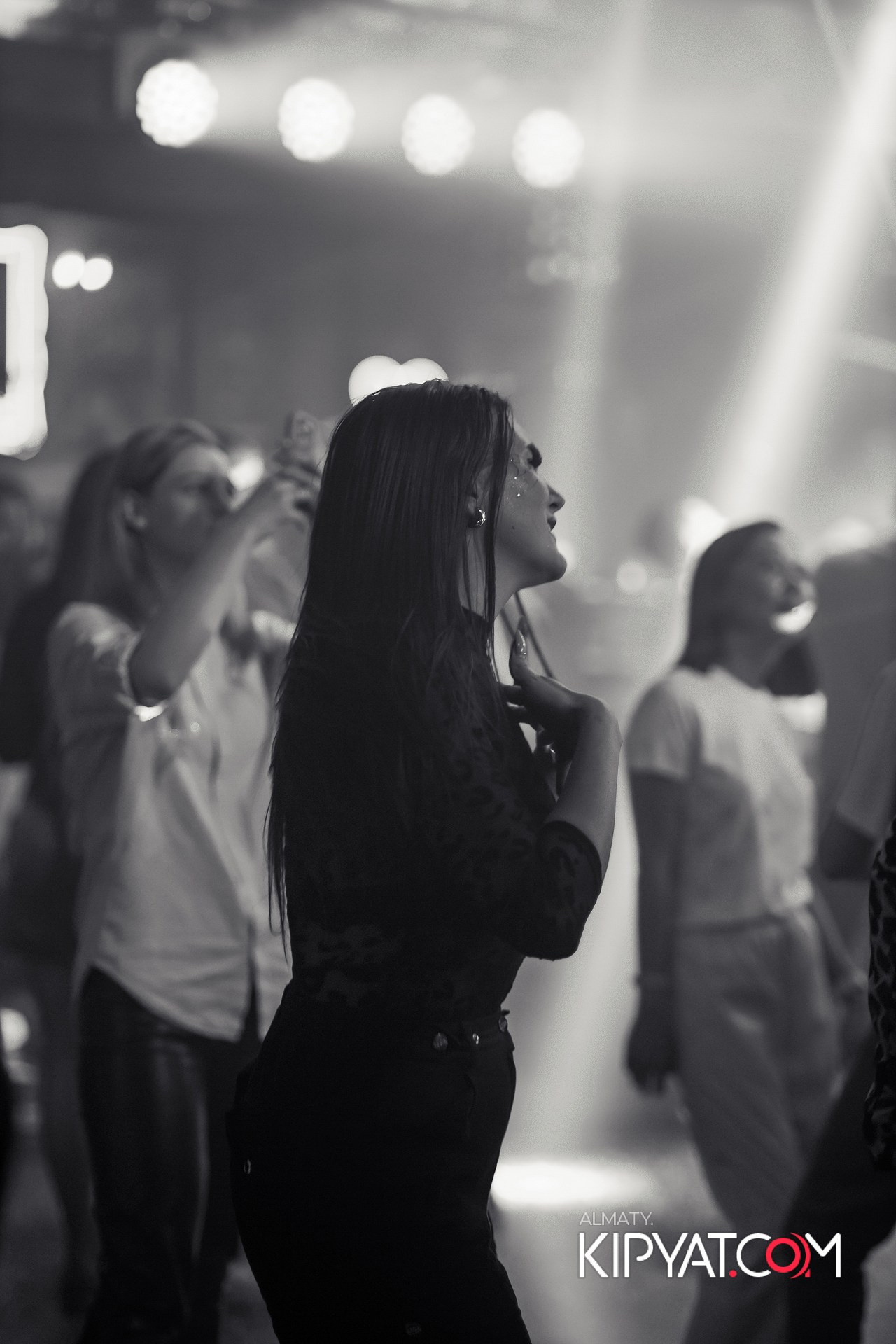 КОНЦЕРТ ГРУППЫ HIFI SANTA BARBARA. КИПЯТКОМ АЛМАТЫ!