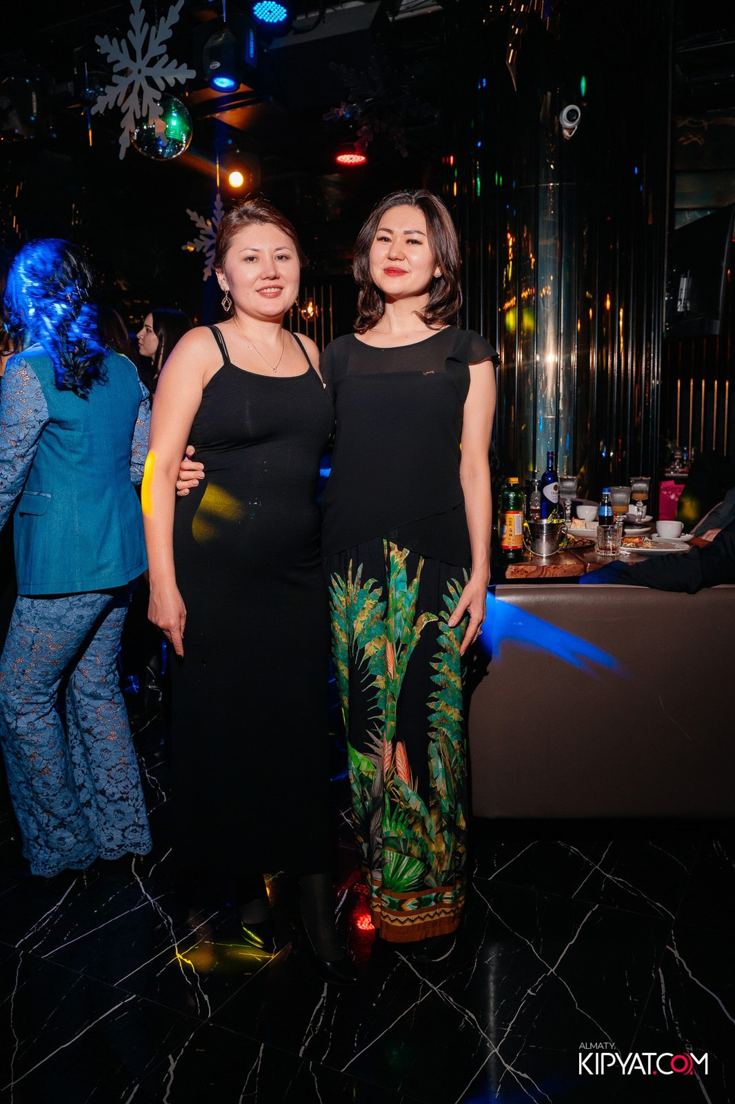 MOOD KARAOKE & TERRACE. КИПЯТКОМ АЛМАТЫ!