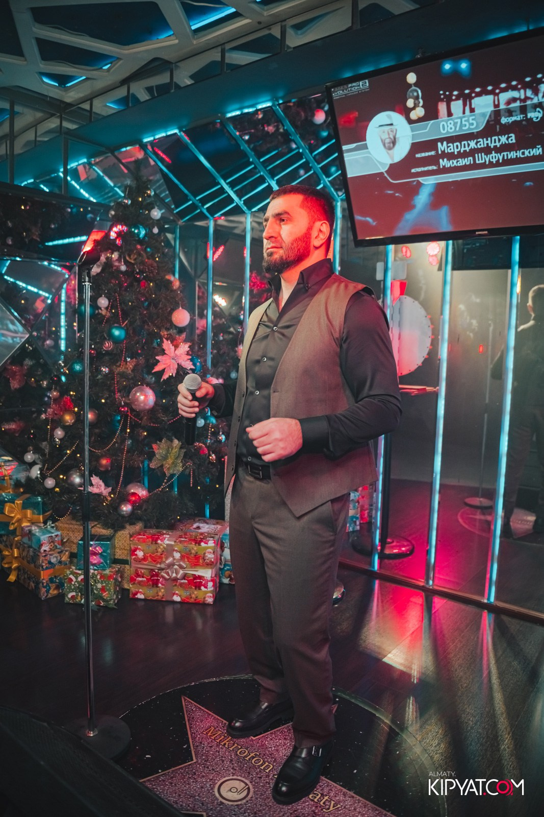 КАРАОКЕ МИКРОФОН. КИПЯТКОМ АЛМАТЫ!