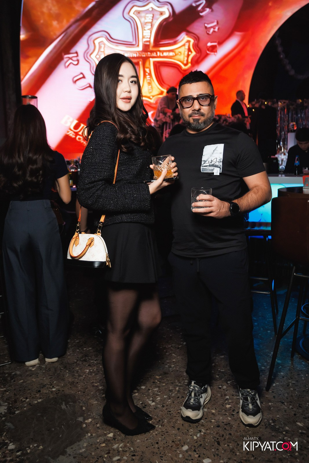 BLA BLA BAR. КИПЯТКОМ АЛМАТЫ!