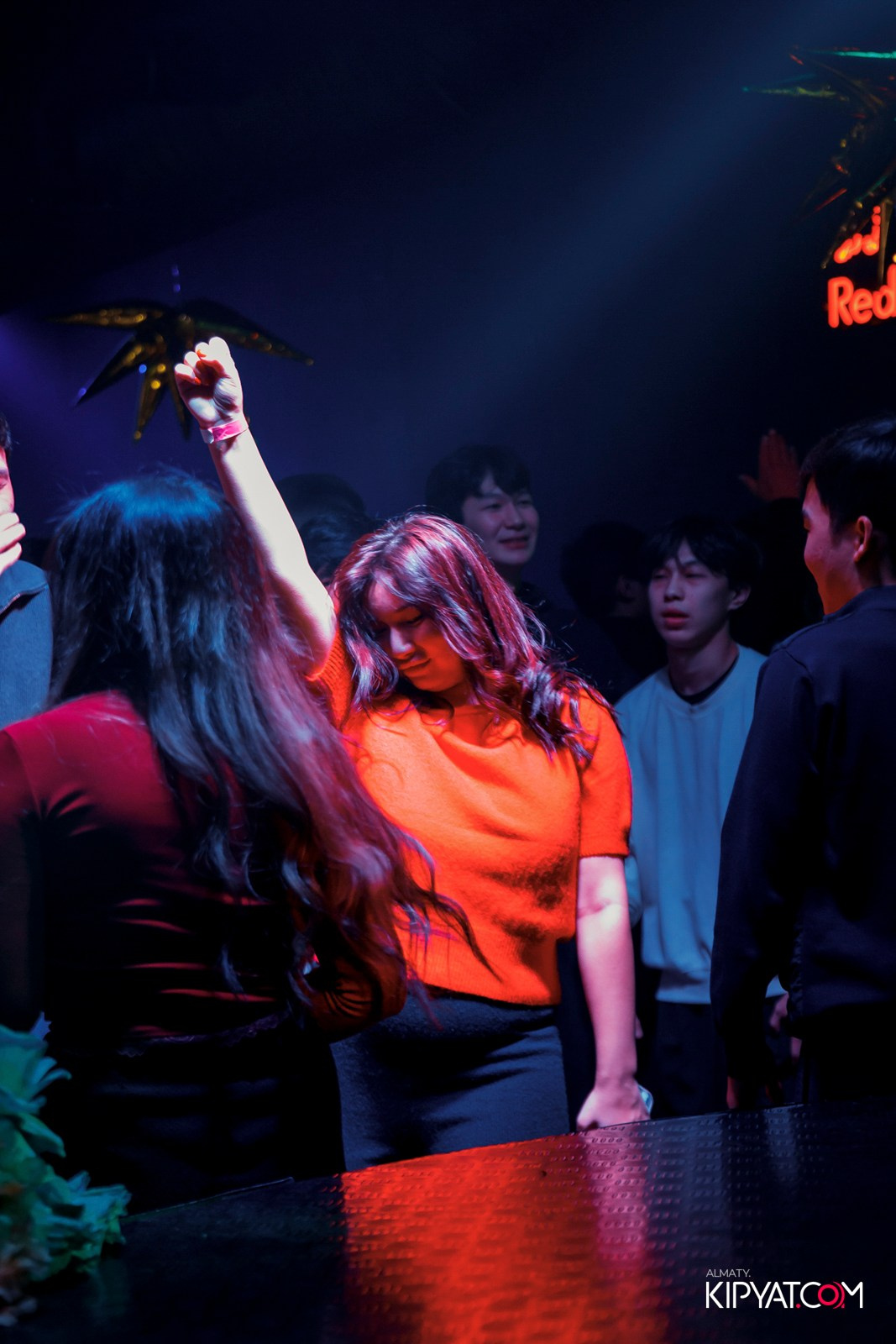 UYAT EMES BAR. КИПЯТКОМ АЛМАТЫ! Фотосъемка мероприятий в Алматы