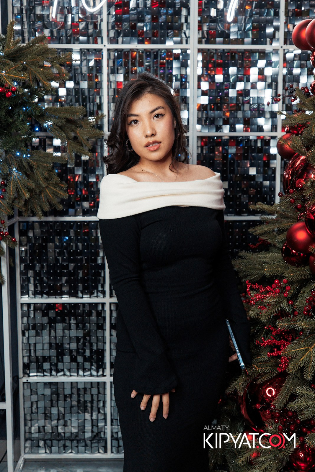 FRIENDS BAR & TERRACE. КИПЯТКОМ АЛМАТЫ!