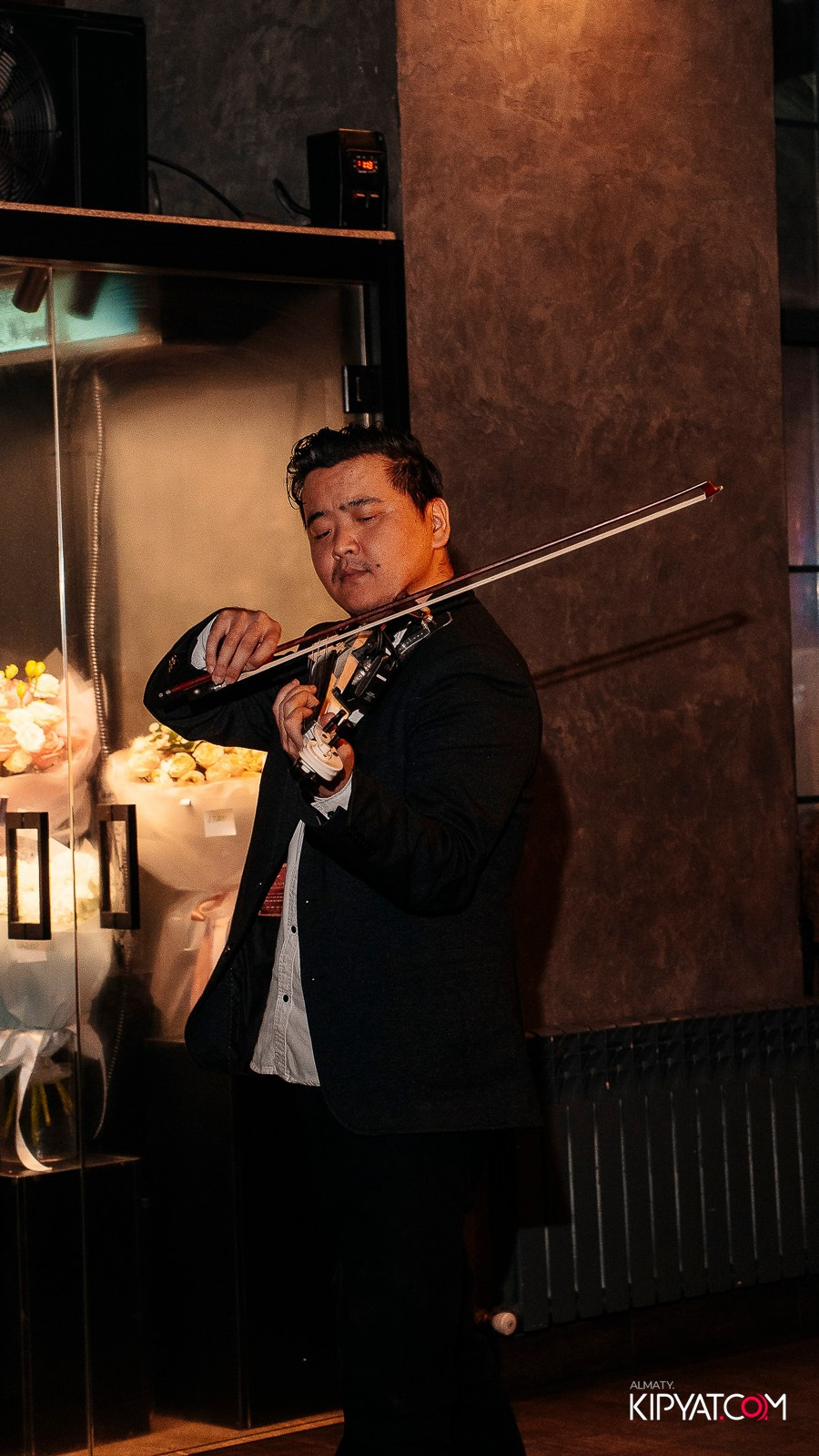 РЕСТО-БАР СКАНДАЛИСТЪ. КИПЯТКОМ АЛМАТЫ! Фотосъемка мероприятий в Алматы