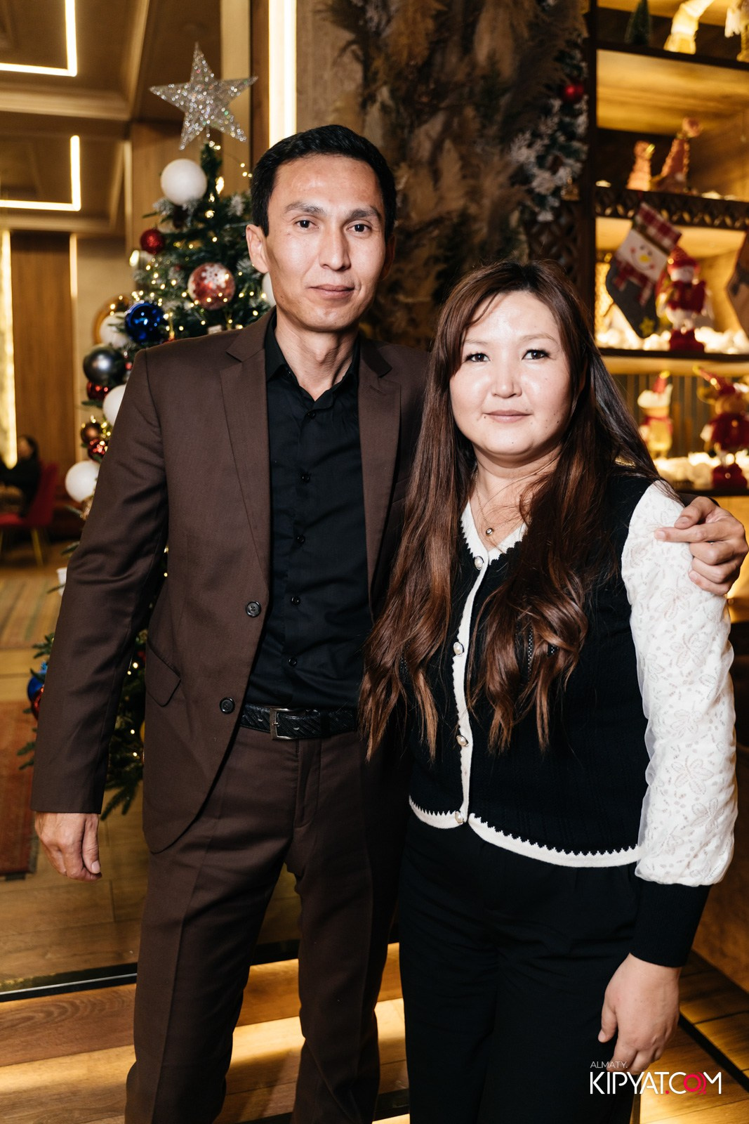 КАФЕ ЖАСМИН НА ЯССАУИ. КИПЯТКОМ АЛМАТЫ!