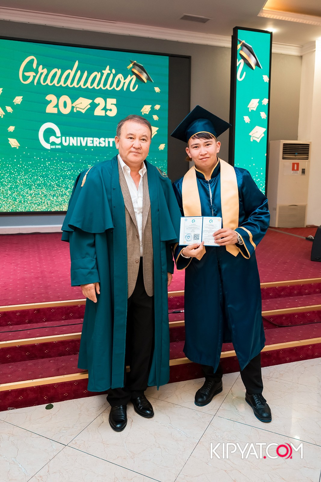 GRADUATION 2025 Q UNIVERSITY. КИПЯТКОМ АЛМАТЫ!