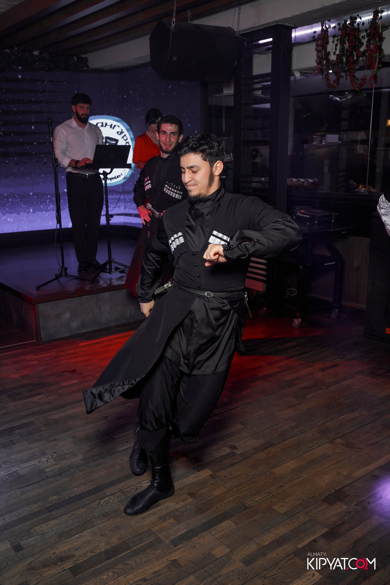 ВАХТАНГУРИ. КИПЯТКОМ АЛМАТЫ! Фотосъемка мероприятий в Алматы