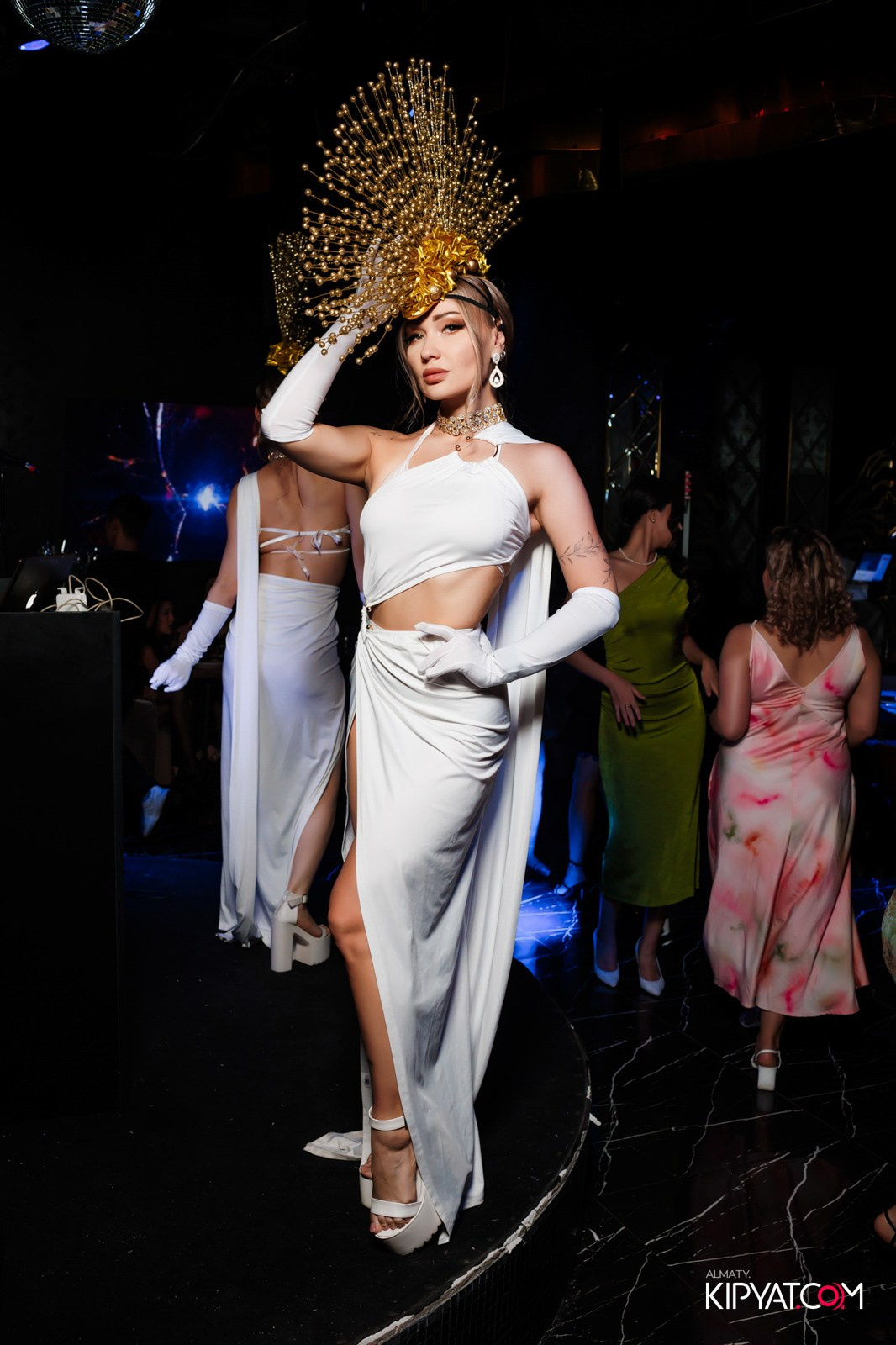 MOOD KARAOKE & TERRACE. КИПЯТКОМ АЛМАТЫ!